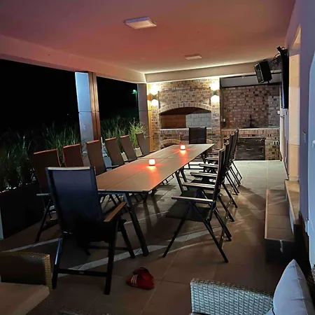 Star Lux * 비옐리나