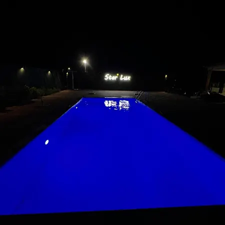 Star Lux 비옐리나